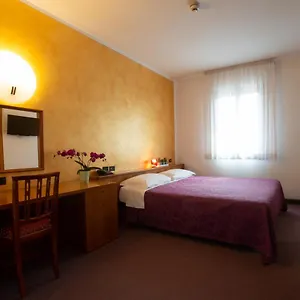 Cima Hotel